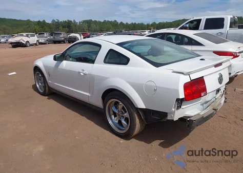 2008 Ford Mustang V6 Deluxe/V6 Premium from USA, damaged, VIN 1ZVHT80N685134981
